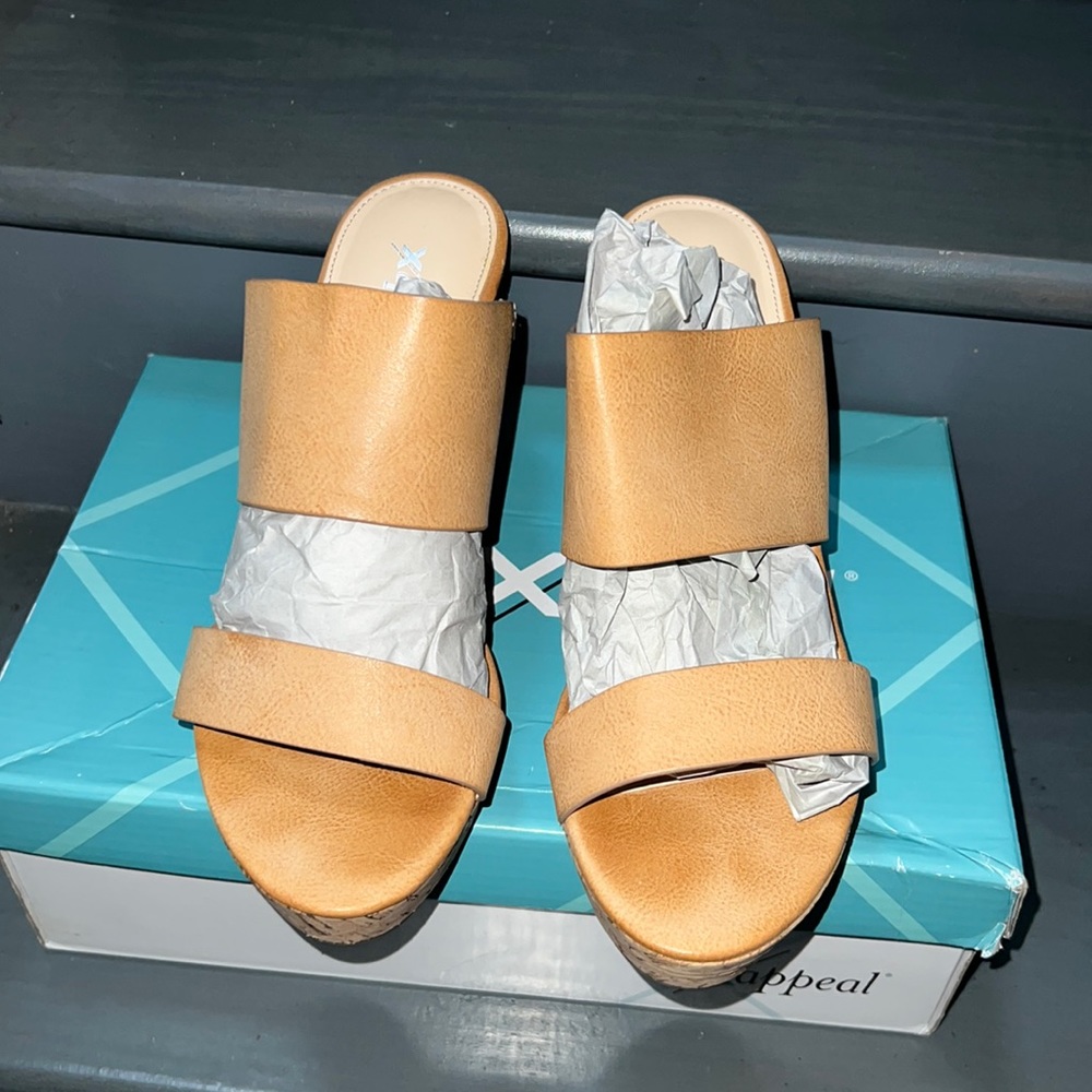 Tan Wedges